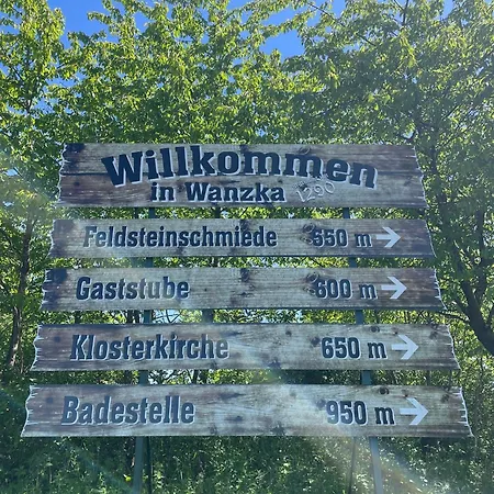 Bungalow -Ankerstube 48- Fuer 2 Erwachsene Und Ein Kind In Wanzka